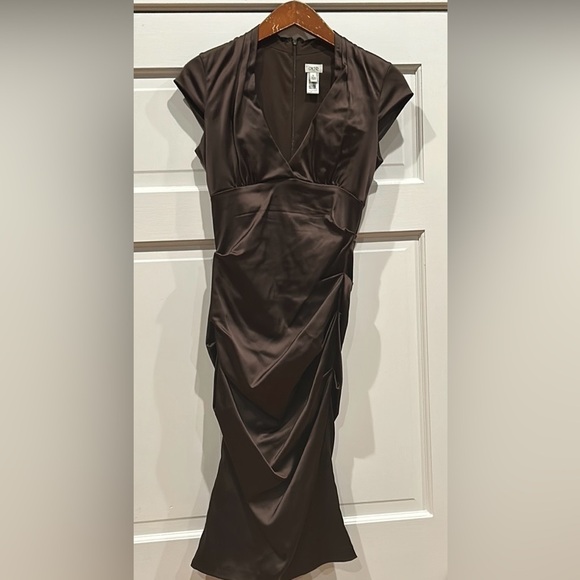 Cache Dresses & Skirts - CACHE fitted midi dress